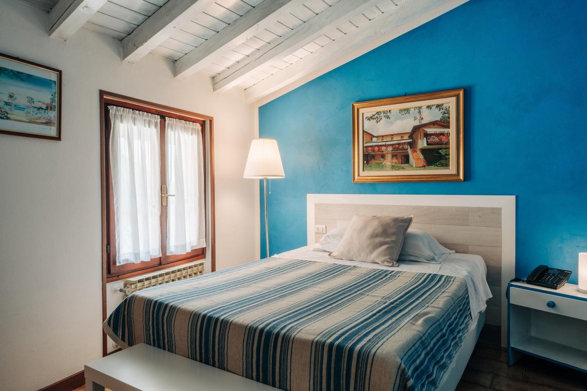 גרדונה ריביירה Hotel Colomber מראה חיצוני תמונה