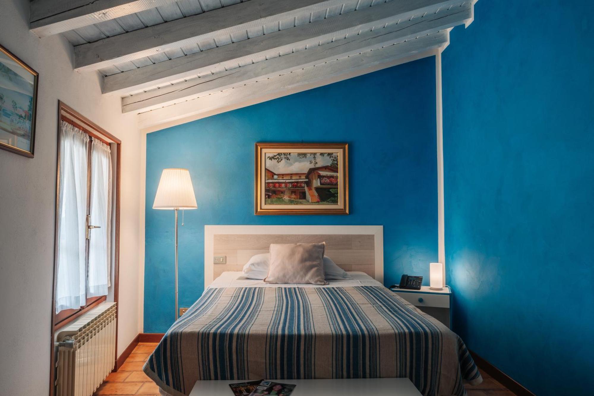 גרדונה ריביירה Hotel Colomber מראה חיצוני תמונה