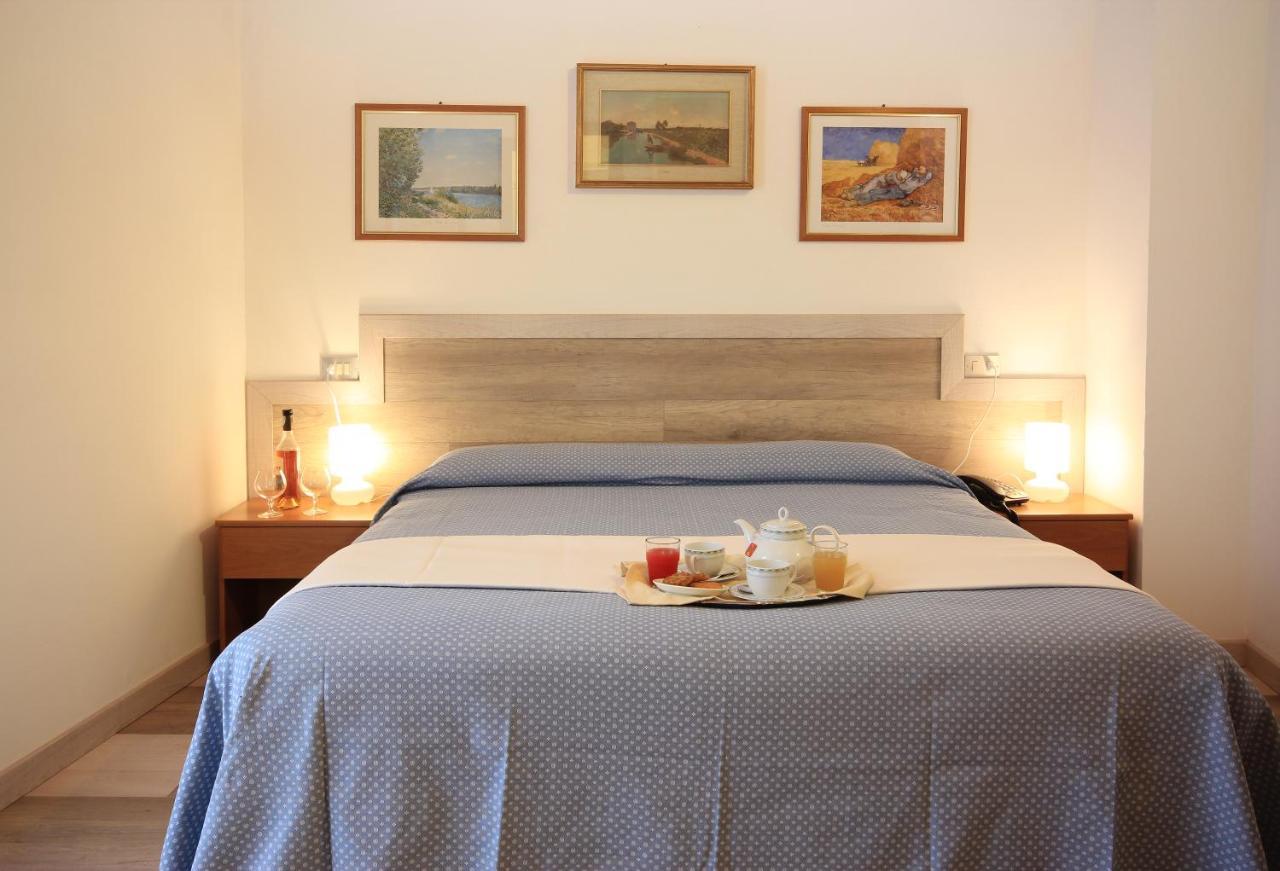 גרדונה ריביירה Hotel Colomber מראה חיצוני תמונה